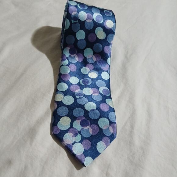 Ted Baker London 100% Imported Silk Hand Tailored in the U.S.A. Tie Blue Circles - Picture 2 of 9